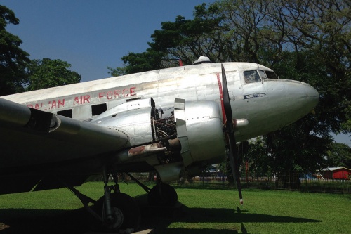 LBG-Gardens-RAAF-DC-3_2.jpg